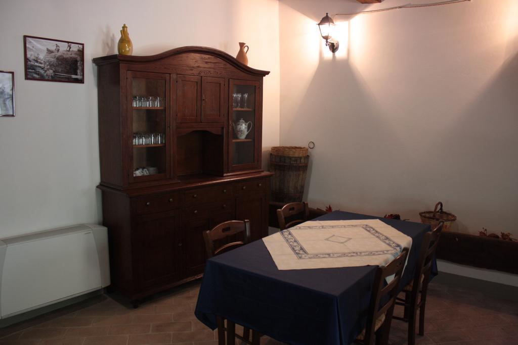 Il Vallone Di Melezzole Villa ภายนอก รูปภาพ